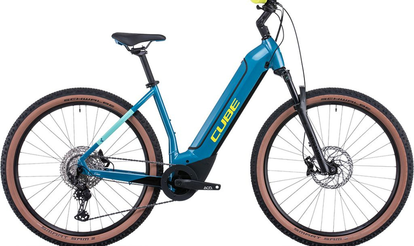 Das PowerTube Design des Reaction Hybrid Race Rahmens umschließt den 625Wh starken Akku und bewährten Bosch CX Motor der vierten Generation formschön und elegant - Letztere liefern jede Menge Power für sämtliche Routen, Touren und Anstiege !