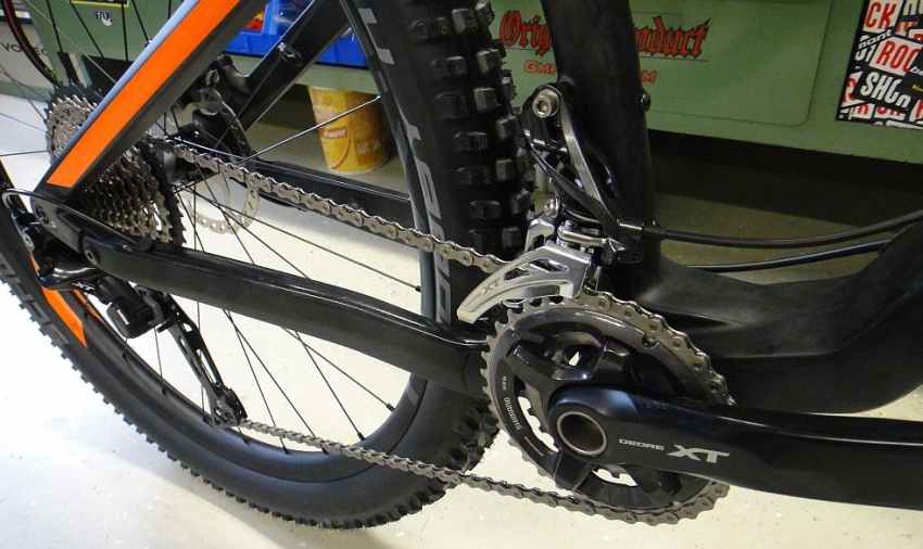 Bei uns modifiziert mit der 2 - fach Shimano XT - Schaltung !