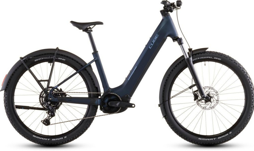 Unser Tiefeinsteiger-Rahmen macht seinem Namen wirklich alle Ehre, denn damit sind einfaches Auf- und Absteigen garantiert. Doch das Reaction Hybrid Performance hat noch viel mehr zu bieten als geniales Handling und einen eleganten Look. Zum Beispiel einen 600Wh starken PowerTube Akku von Bosch, der sich gemeinsam mit dem Bosch Performormance Motor sicher, sauber und formschön ins Design einfügt !
