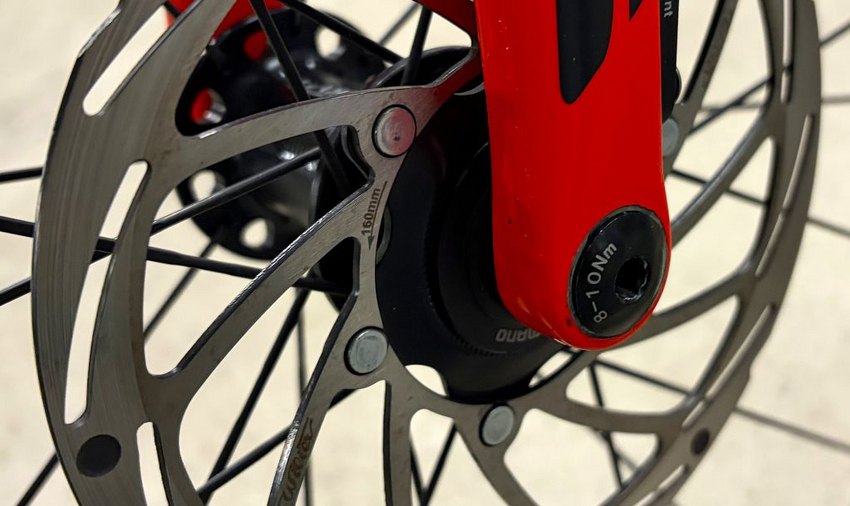 Eigens hergestellt für Wilier die Bremsscheiben mit dem Name / WILIER !