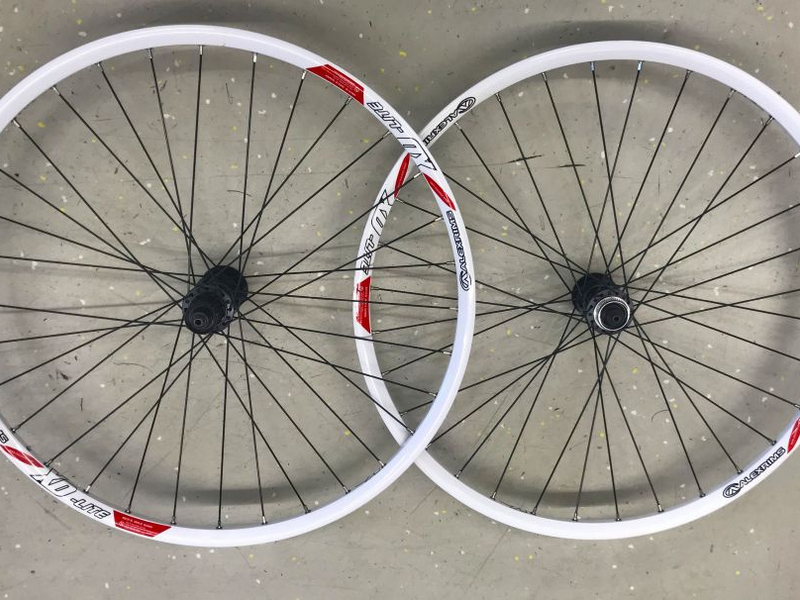 Laufradsatz / 26" / Limited CC - AM / Disc / 01/26 Bild 1