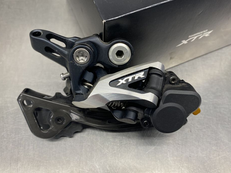Schaltwerk / Shimano / XTR / 10 - fach / 11/25 Bild 1